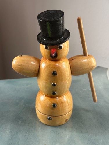 Vecchio incensiere legno - in,